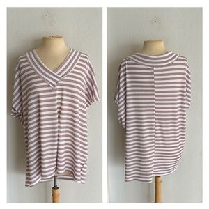 Lovely J knit vneck top